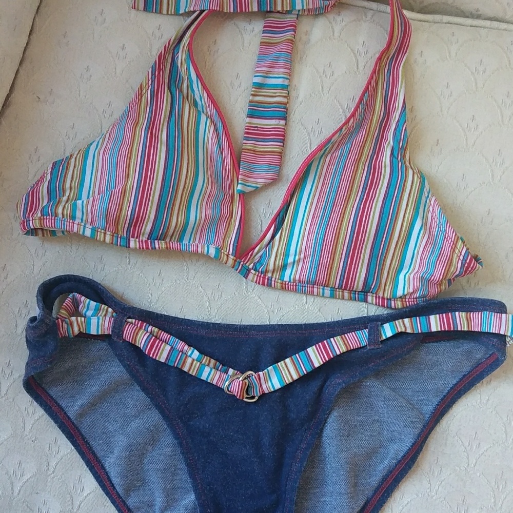 Swimming suit